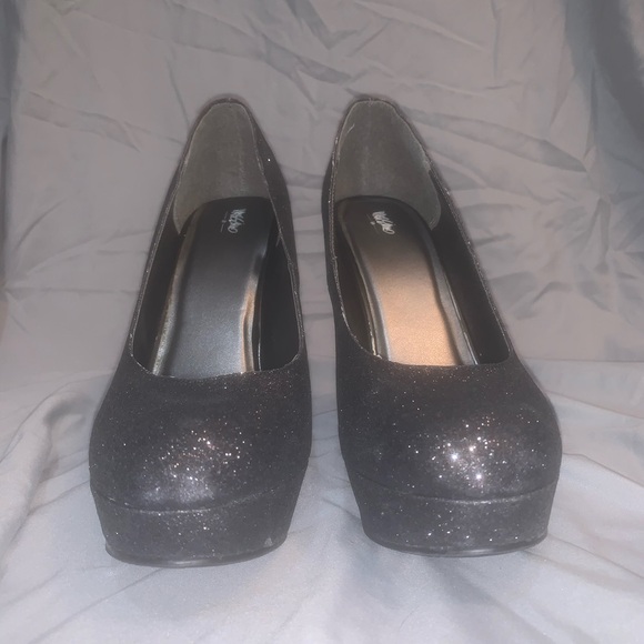 black glitter 5” platform heels W10 Mossimo ‘Paisley’ - Picture 3 of 7